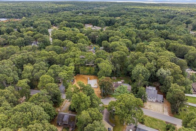 35 Pinecrest Beach Drive W, Falmouth, MA 02540
