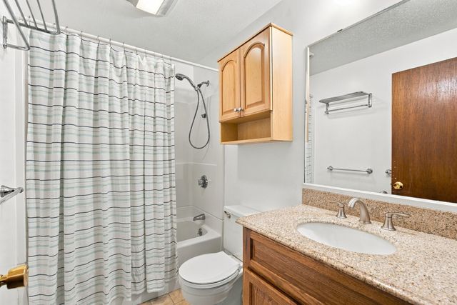 35 Pinecrest Beach Drive W, Falmouth, MA 02540