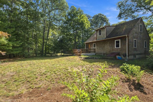 35 Pinecrest Beach Drive W, Falmouth, MA 02540