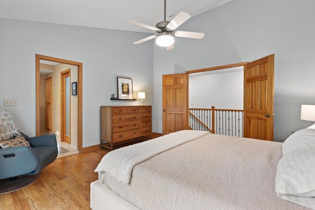 9974 Old Wagon Trail, Eden Prairie, MN 55347