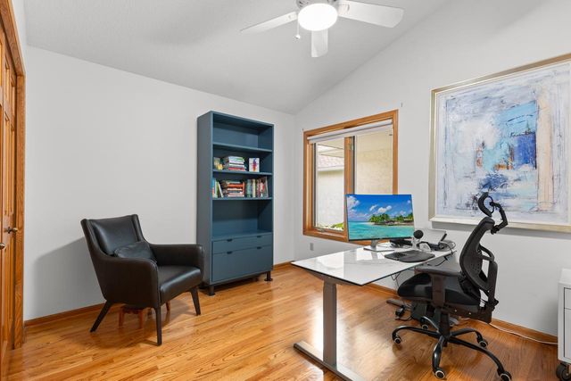 9974 Old Wagon Trail, Eden Prairie, MN 55347