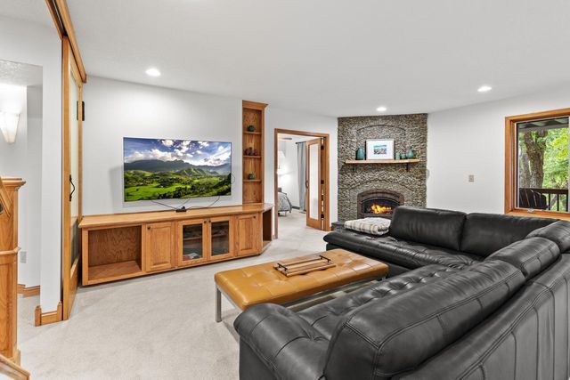 9974 Old Wagon Trail, Eden Prairie, MN 55347