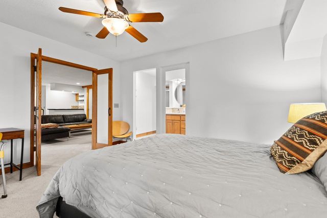 9974 Old Wagon Trail, Eden Prairie, MN 55347