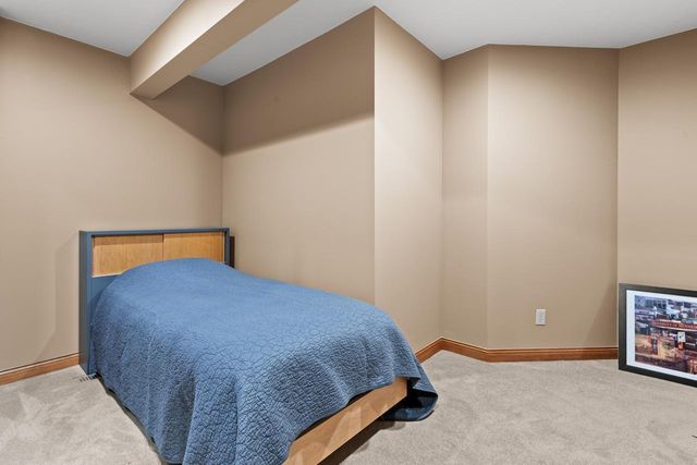 9974 Old Wagon Trail, Eden Prairie, MN 55347