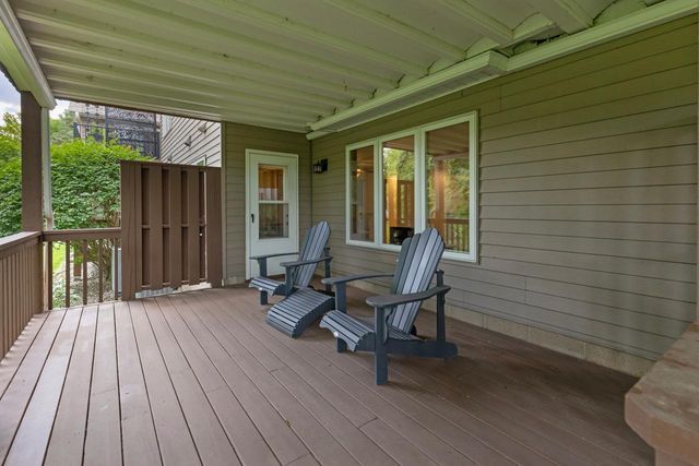 9974 Old Wagon Trail, Eden Prairie, MN 55347