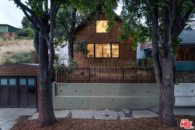 1000 Myra Avenue, Los Angeles, CA 90029