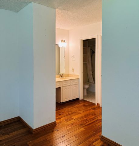 6 Collins Court, Richardson, TX 75081