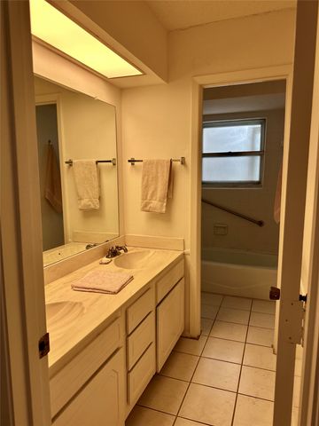 6 Collins Court, Richardson, TX 75081