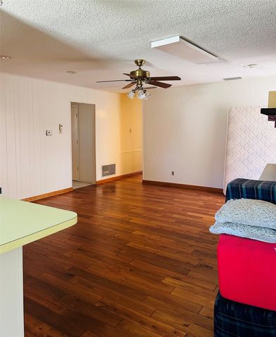 6 Collins Court, Richardson, TX 75081