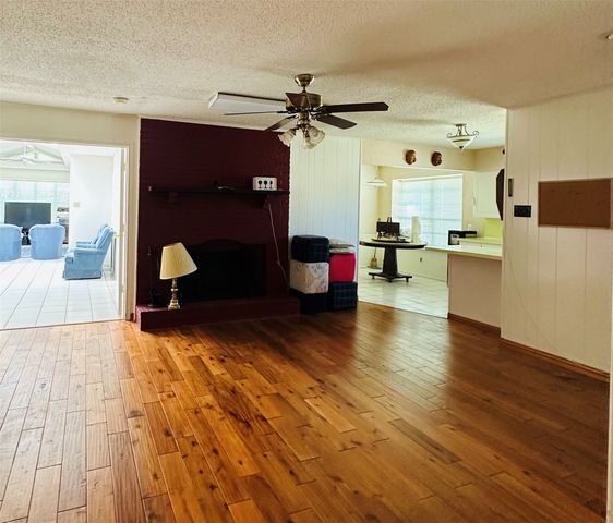 6 Collins Court, Richardson, TX 75081