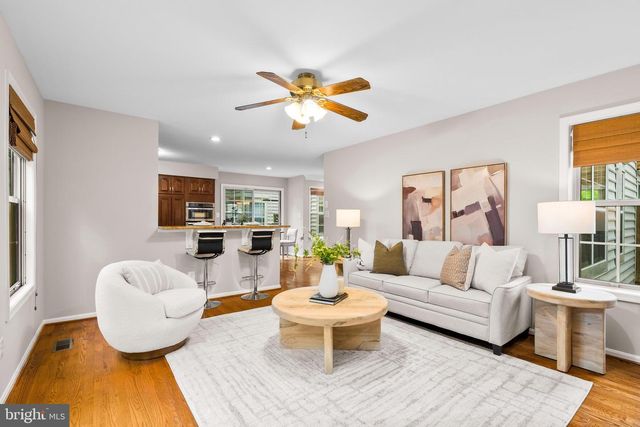 8329 MARKETREE CIR, Montgomery Village, MD 20886