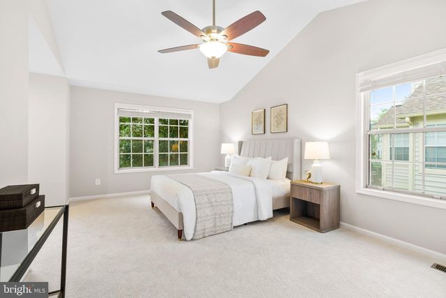 8329 MARKETREE CIR, Montgomery Village, MD 20886
