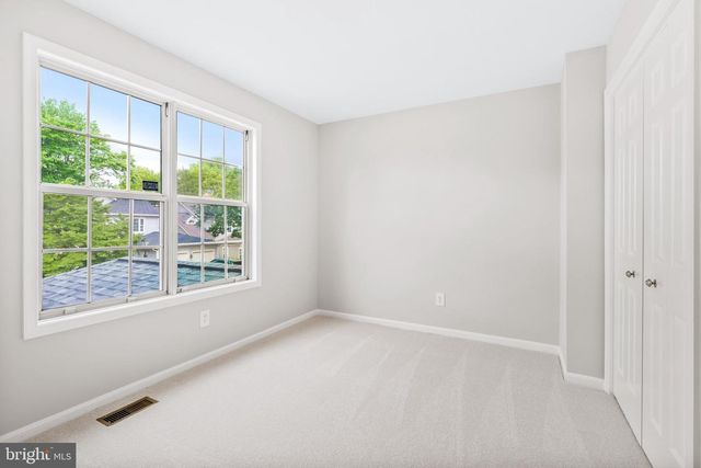 8329 MARKETREE CIR, Montgomery Village, MD 20886