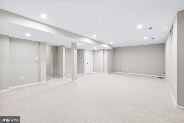 8329 MARKETREE CIR, Montgomery Village, MD 20886