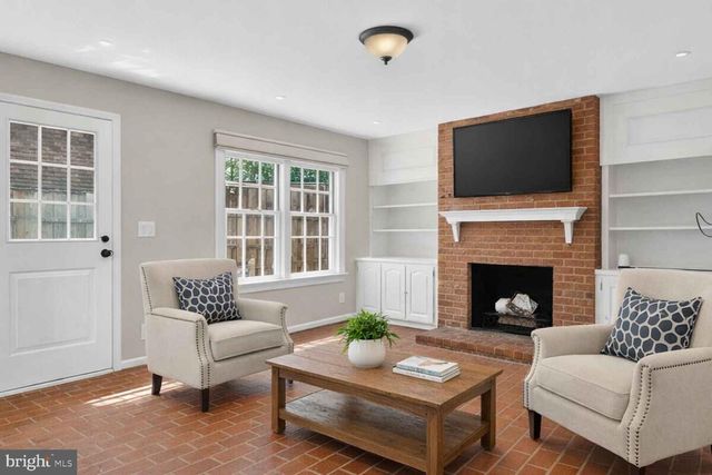 204 GREEN ST, Alexandria, VA 22314