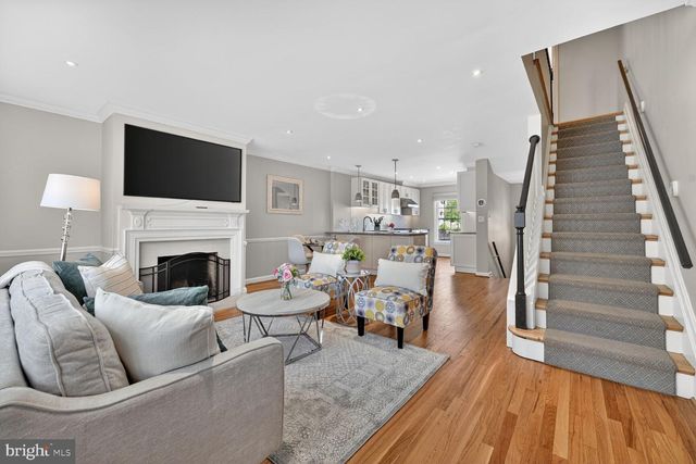 204 GREEN ST, Alexandria, VA 22314