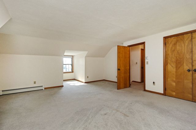 1350 Mount Carmel Avenue, Hamden, CT 06518