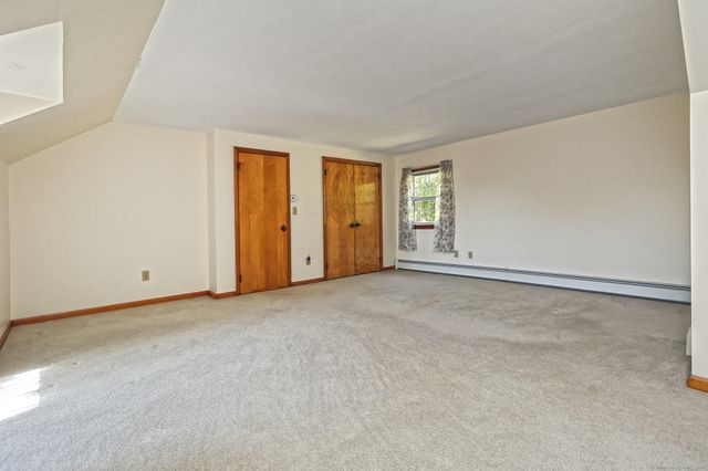 1350 Mount Carmel Avenue, Hamden, CT 06518