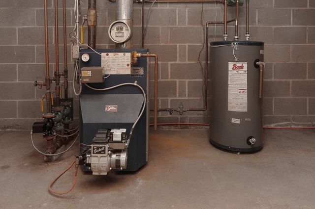 1350 Mount Carmel Avenue, Hamden, CT 06518