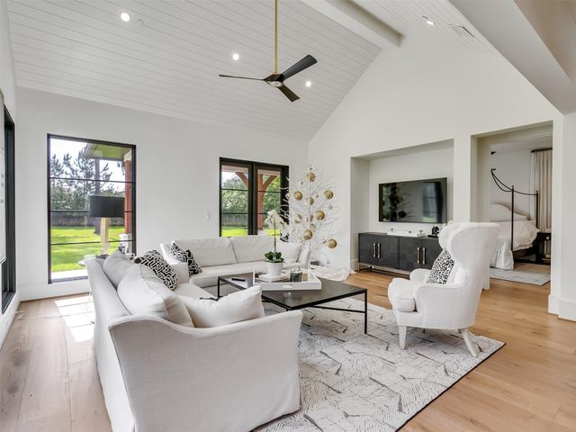 2520 San Miguel Drive, Friendswood, TX 77546