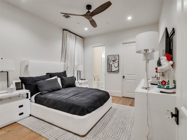 2520 San Miguel Drive, Friendswood, TX 77546