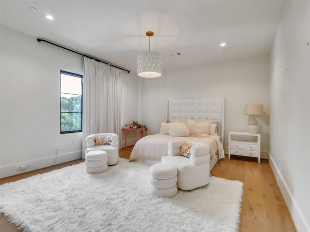 2520 San Miguel Drive, Friendswood, TX 77546