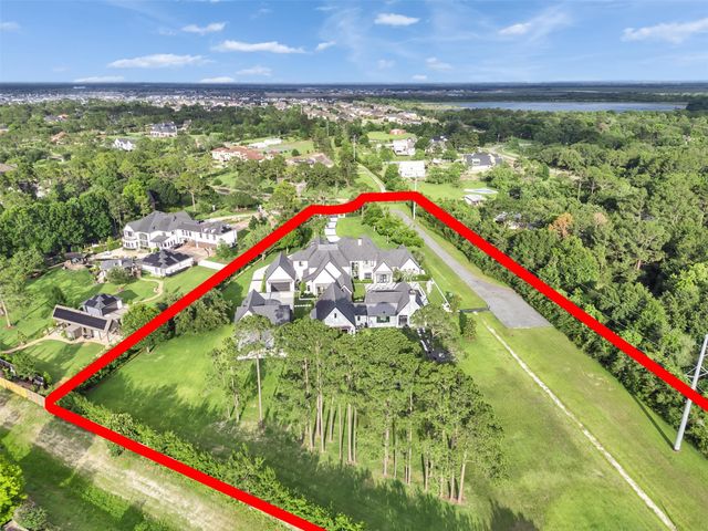 2520 San Miguel Drive, Friendswood, TX 77546
