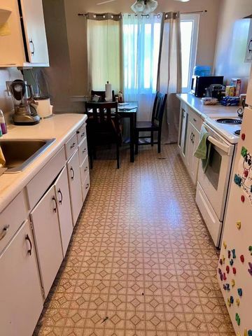 57 Dumbarton Avenue, Redwood City, CA 94063