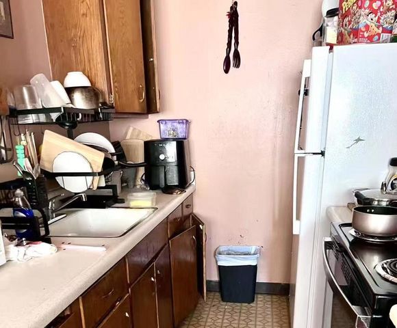 57 Dumbarton Avenue, Redwood City, CA 94063