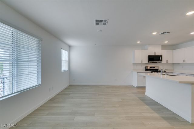 945 Jigglypuff Place, Henderson, NV 89011