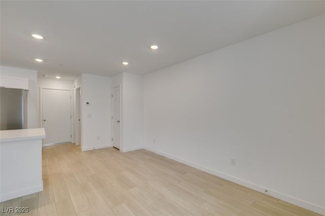 945 Jigglypuff Place, Henderson, NV 89011