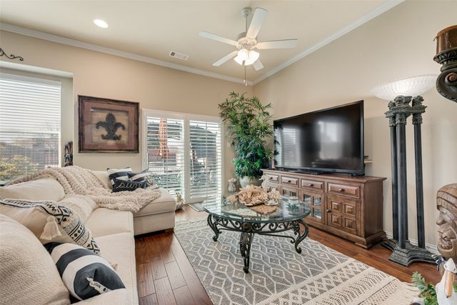 1217 Summerset Lane, Burleson, TX 76028