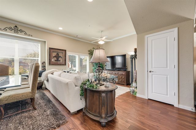 1217 Summerset Lane, Burleson, TX 76028