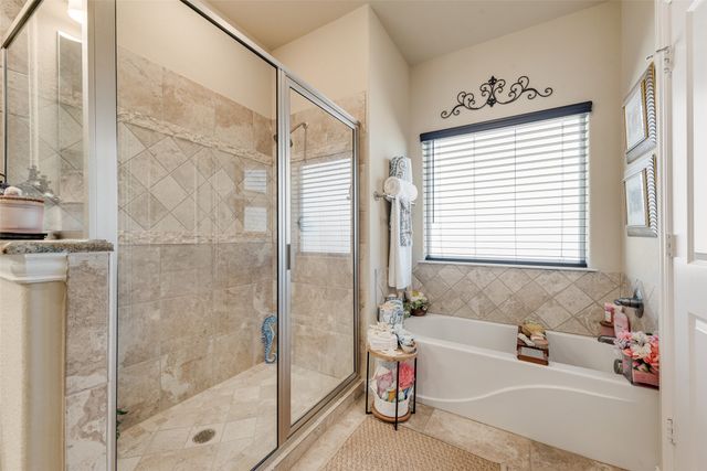 1217 Summerset Lane, Burleson, TX 76028