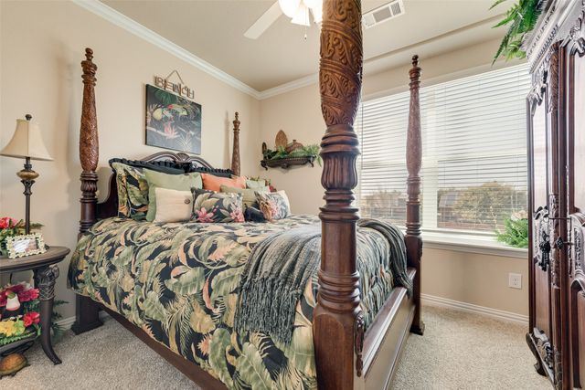 1217 Summerset Lane, Burleson, TX 76028