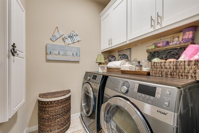 1217 Summerset Lane, Burleson, TX 76028