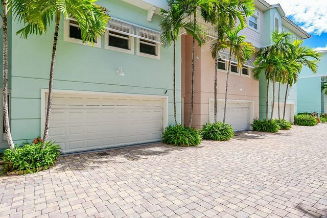 453 NE 1ST Street, Pompano Beach, FL 33060