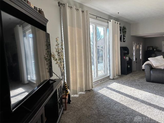 106 Newkirk Drive, Hillsboro, OH 45133