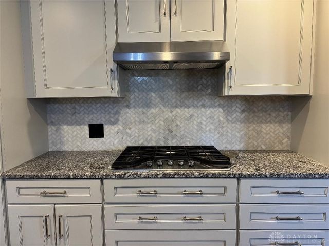 106 Newkirk Drive, Hillsboro, OH 45133