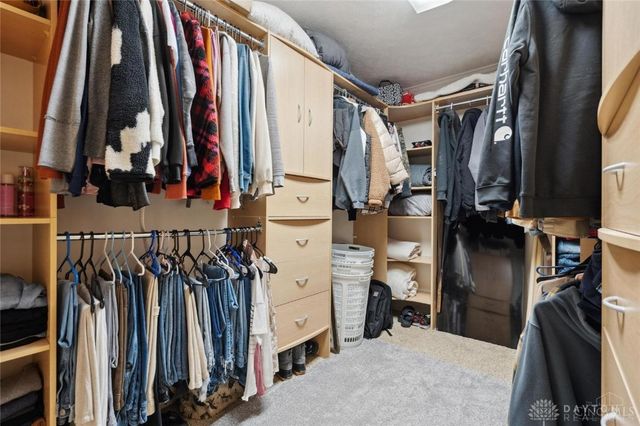 106 Newkirk Drive, Hillsboro, OH 45133