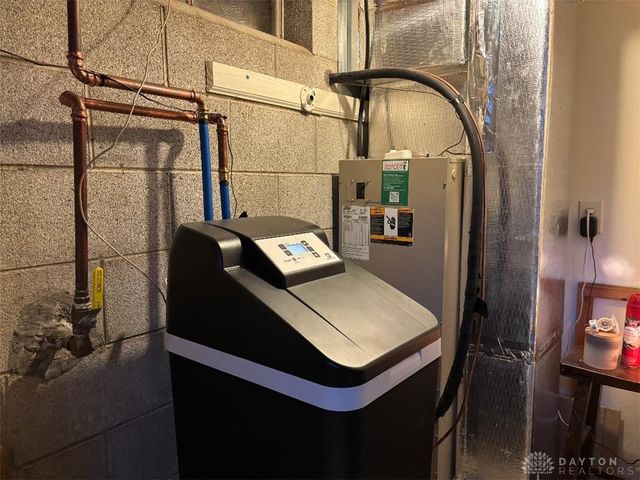 106 Newkirk Drive, Hillsboro, OH 45133