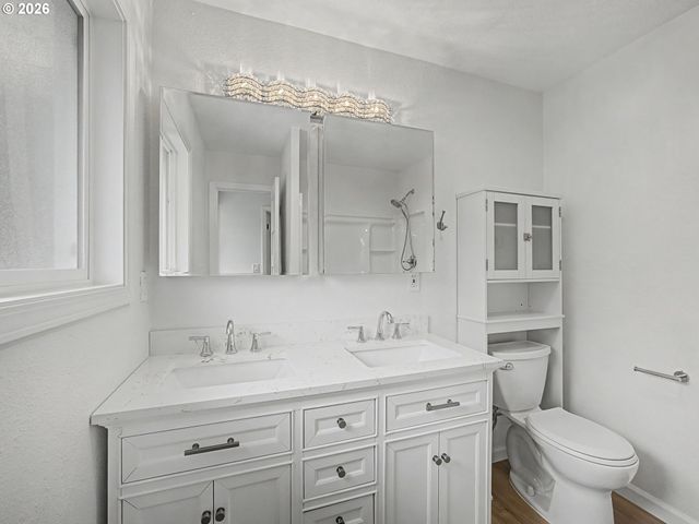 23851 S DAY HILL Rd, Estacada, OR 97023