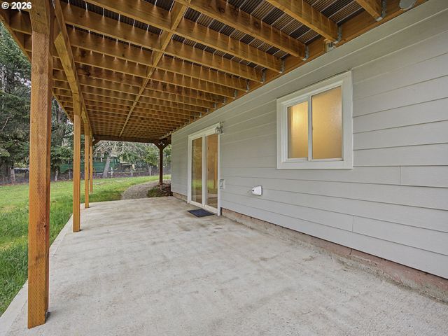 23851 S DAY HILL Rd, Estacada, OR 97023