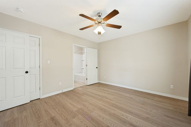213 N Holly Avenue, Sherman, TX 75092
