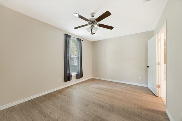 213 N Holly Avenue, Sherman, TX 75092