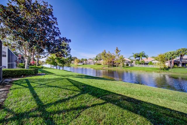 8199 Saint Johns Court, Wellington, FL 33414