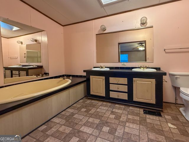 431 Paradise Valley Road, Cleveland, GA 30528