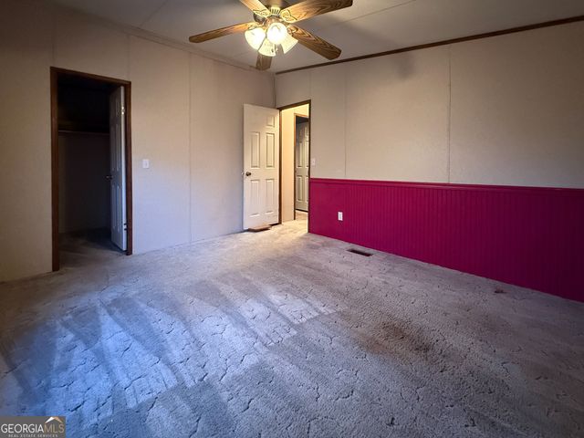 431 Paradise Valley Road, Cleveland, GA 30528