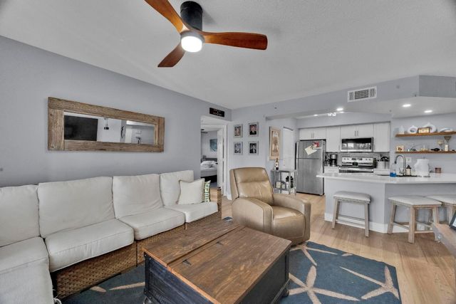 3688 NW Mediterranean Lane 208, Jensen Beach, FL 34957