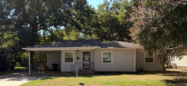 2105 Hairston Street, Conway, AR 72034